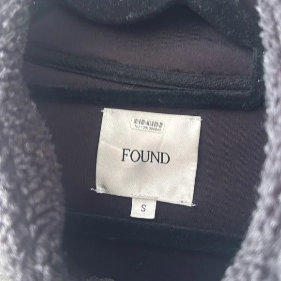 Found Free People Black and Gray Fleece Jacket with HORSE Print - Picture 3 of 3